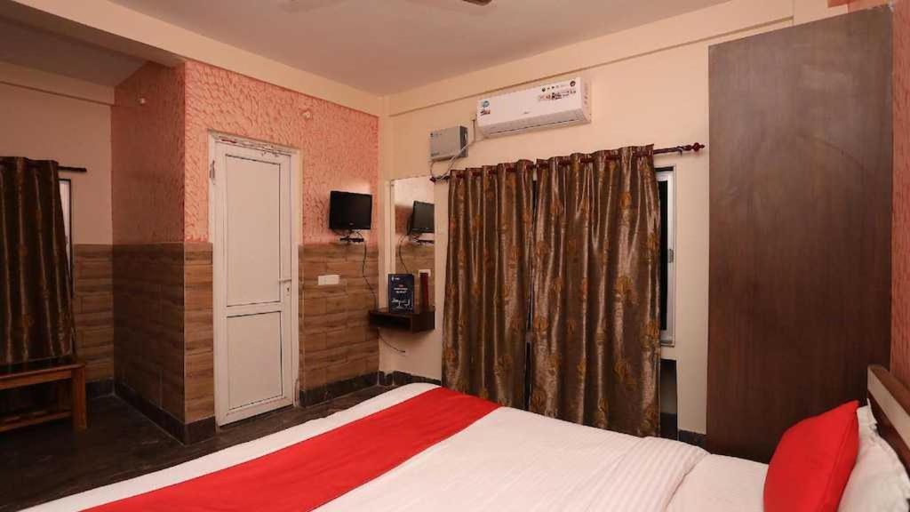 Oyo Royal Ruby Enclave Hotel Puri Eksteriør billede