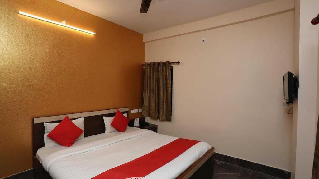 Oyo Royal Ruby Enclave Hotel Puri Eksteriør billede
